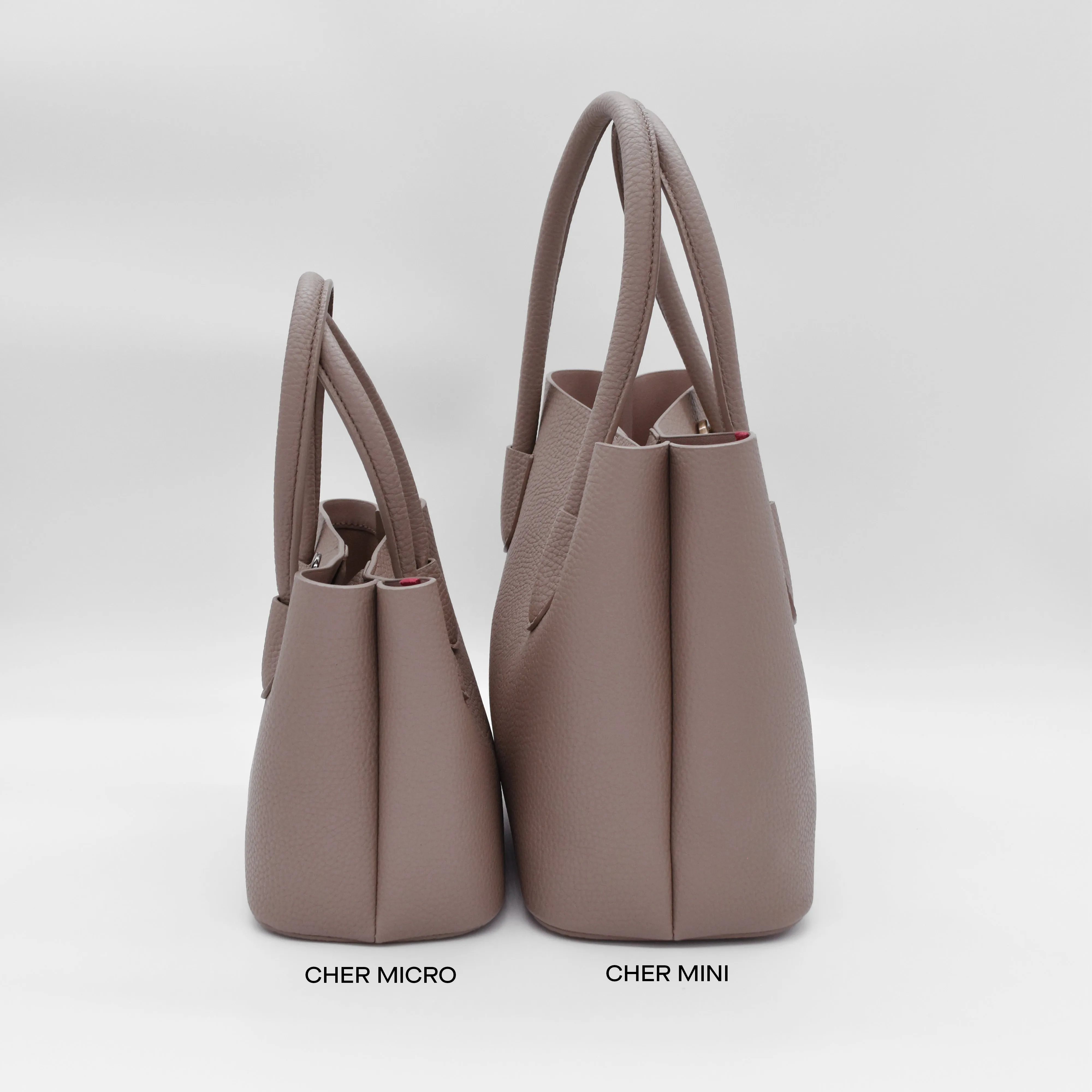 Cher Micro [Signet] - Black [Sample Sale]