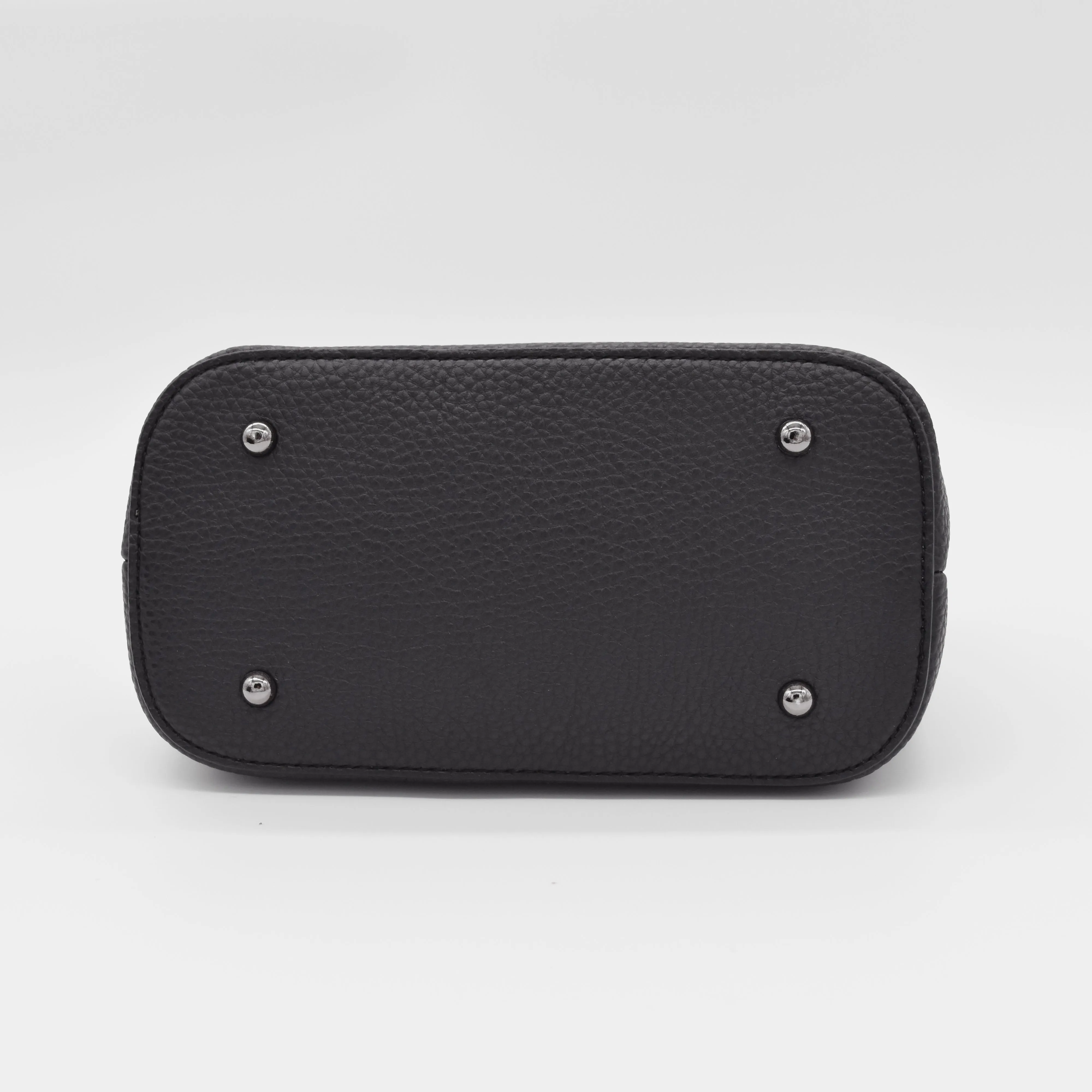 Cher Micro [Signet] - Black [Sample Sale]
