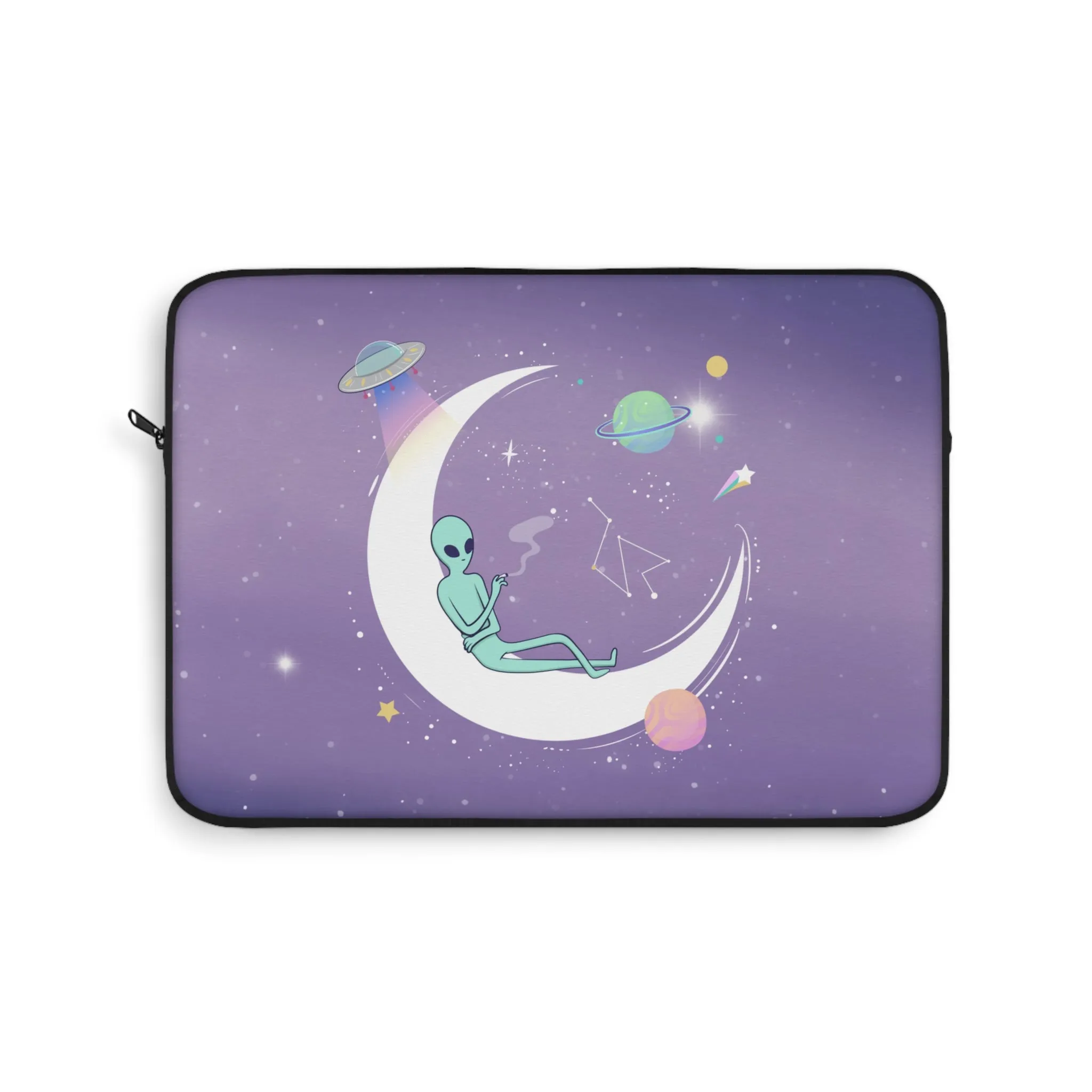 Chilling Alien Print Laptop Sleeve