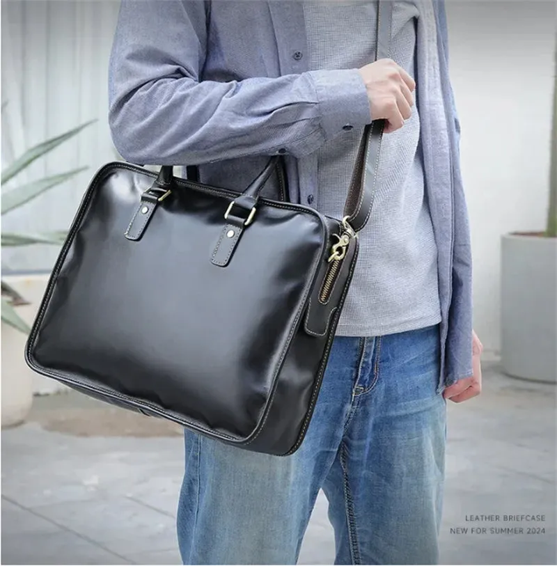 Chromura Opulessa Business Carrier