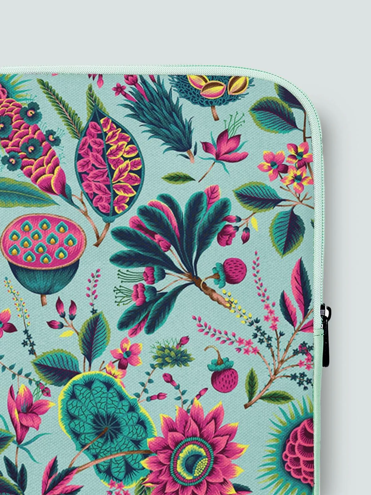 Green Beauty Laptop Sleeves
