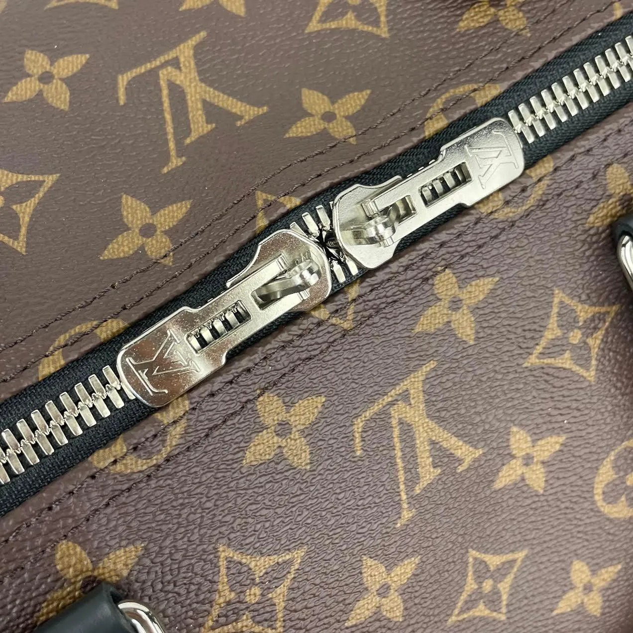 LOUIS VUITTON Monogram Macassar Keepall Bandoulière 55