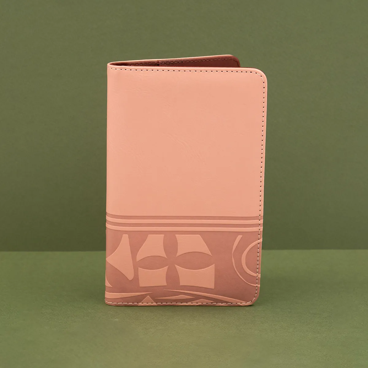 Ode to the Islands Travel Wallet (Blush/Brown)