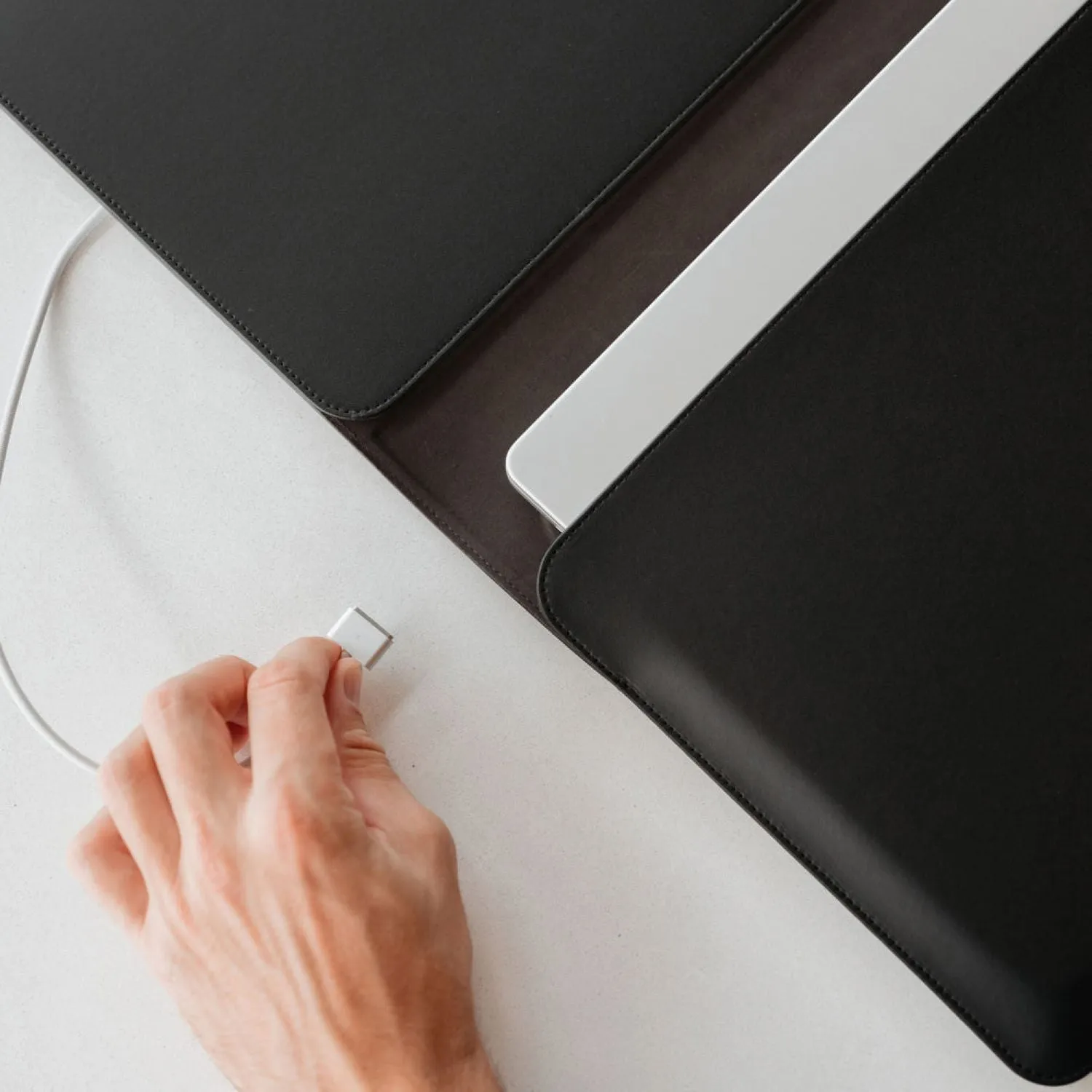 Orbitkey Hybrid Laptop Sleeve 14"