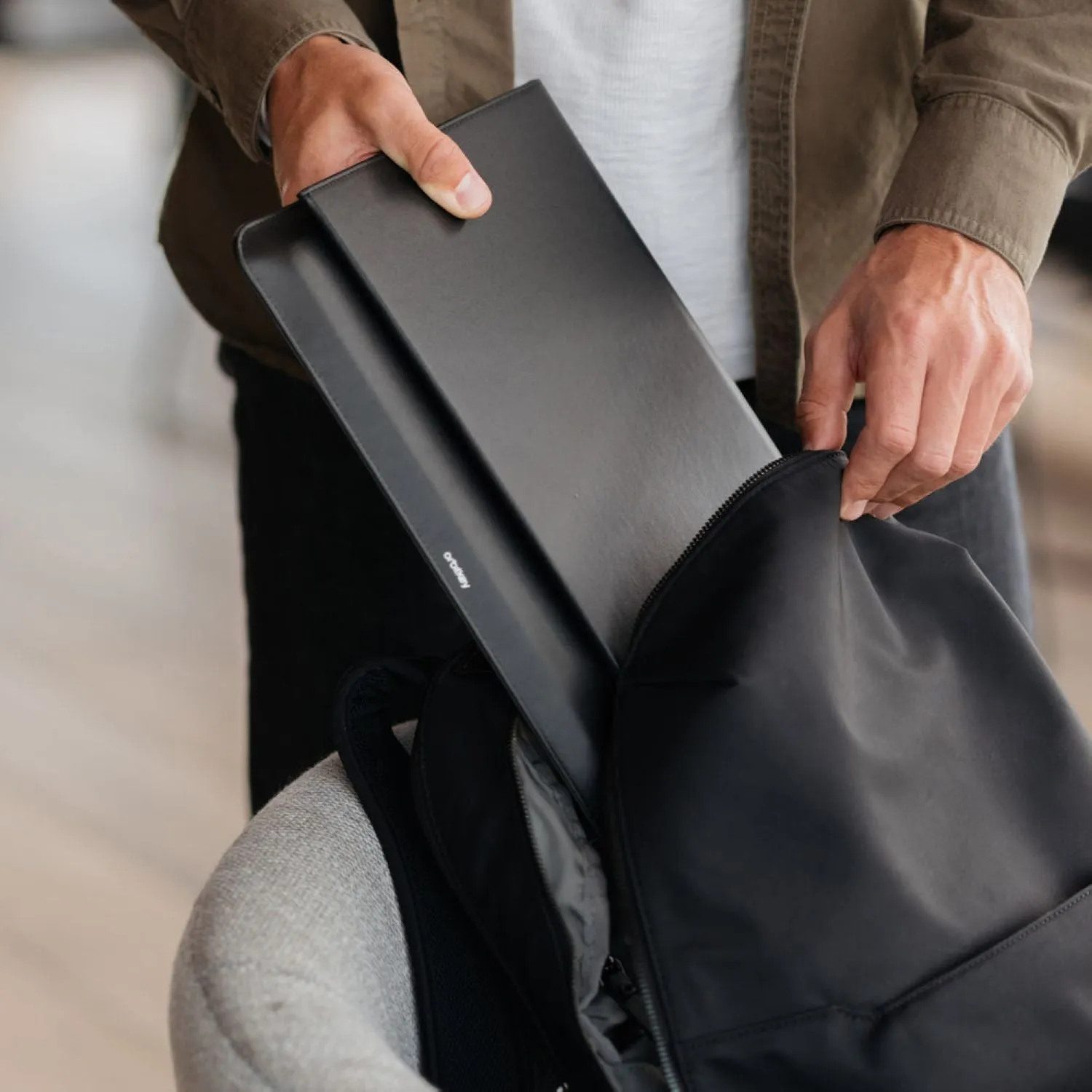 Orbitkey Hybrid Laptop Sleeve 14"